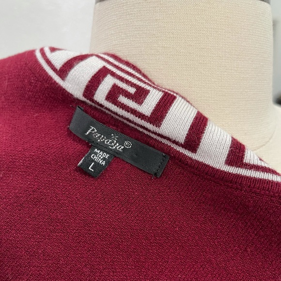 Papaya Crop Top Size Large Burgundy in Color - Picture 3 of 3